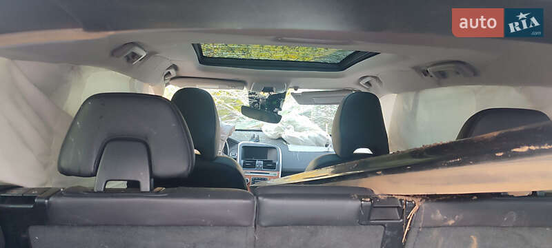 Внедорожник / Кроссовер Volvo XC60 2017 в Ужгороде