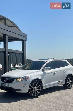 Внедорожник / Кроссовер Volvo XC60 2015 в 