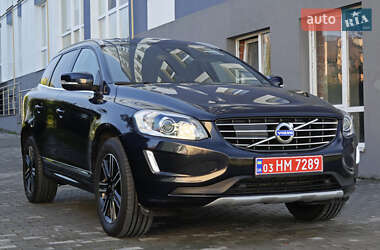 Внедорожник / Кроссовер Volvo XC60 2017 в 