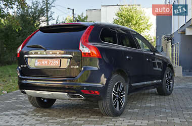 Внедорожник / Кроссовер Volvo XC60 2017 в 