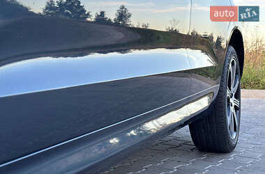 Внедорожник / Кроссовер Volvo XC60 2020 в 