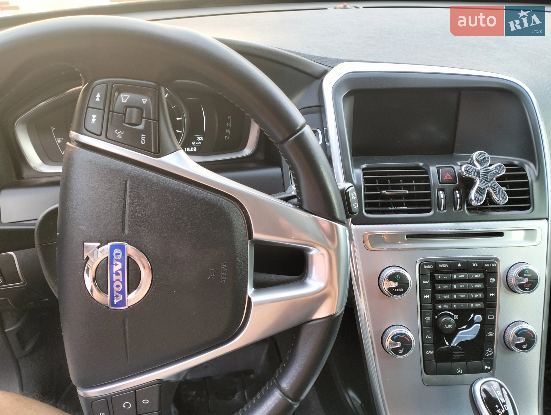 2016 Volvo XC60 - мініатюра 18