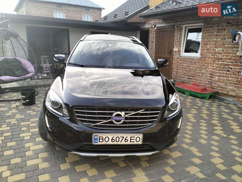 Внедорожник / Кроссовер Volvo XC60 2016 в Бережанах