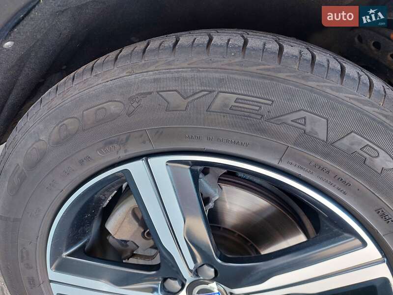 Внедорожник / Кроссовер Volvo XC60 2016 в Киеве фото 19 Внедорожник / Кроссовер Volvo XC60 2016 в Киеве