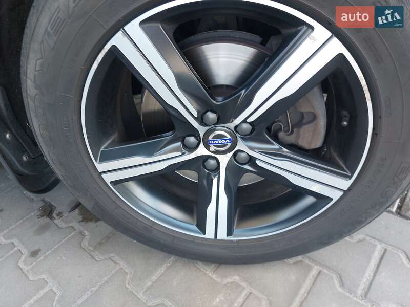 Внедорожник / Кроссовер Volvo XC60 2016 в Киеве фото 23 Внедорожник / Кроссовер Volvo XC60 2016 в Киеве