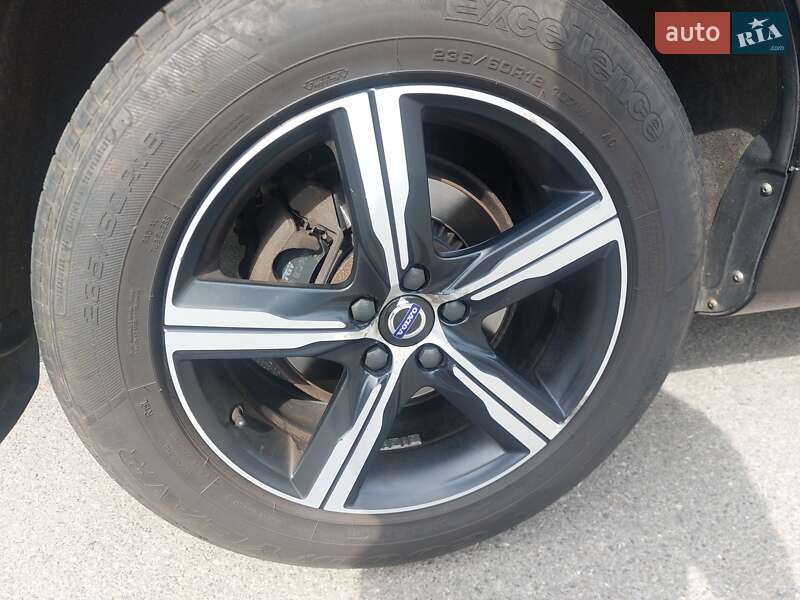 Внедорожник / Кроссовер Volvo XC60 2016 в Киеве фото 49 Внедорожник / Кроссовер Volvo XC60 2016 в Киеве