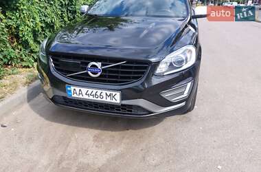 Внедорожник / Кроссовер Volvo XC60 2016 в 