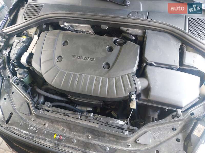 Внедорожник / Кроссовер Volvo XC60 2016 в Киеве фото 56 Внедорожник / Кроссовер Volvo XC60 2016 в Киеве