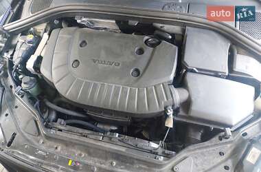 Внедорожник / Кроссовер Volvo XC60 2016 в 