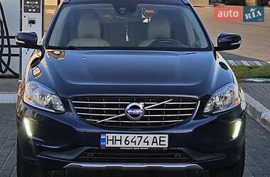 Позашляховик / Кросовер Volvo XC60 2014 в 
