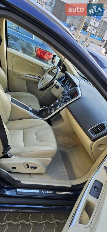 Внедорожник / Кроссовер Volvo XC60 2014 в Одессе