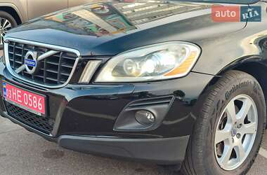 Внедорожник / Кроссовер Volvo XC60 2010 в 