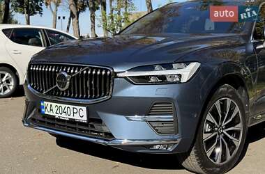 Позашляховик / Кросовер Volvo XC60 2023 в 