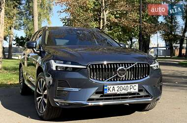 Позашляховик / Кросовер Volvo XC60 2023 в 