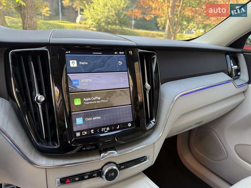Внедорожник / Кроссовер Volvo XC60 2023 в Киеве