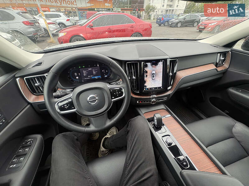 Позашляховик / Кросовер Volvo XC60 2023 в Дніпрі фото 3 Позашляховик / Кросовер Volvo XC60 2023 в Дніпрі