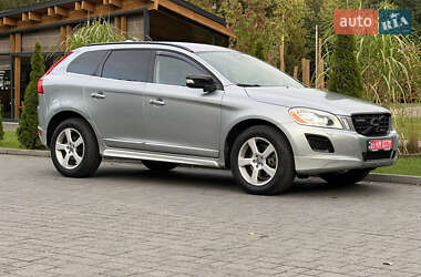 Внедорожник / Кроссовер Volvo XC60 2013 в 