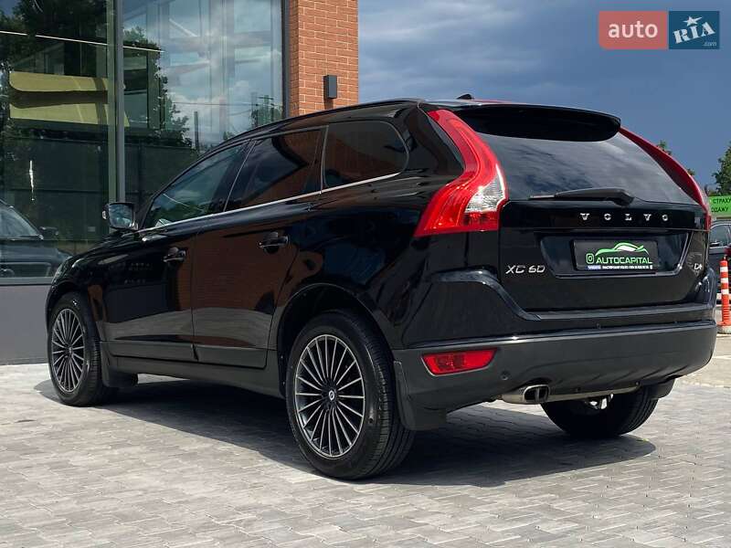 Внедорожник / Кроссовер Volvo XC60 2011 в Киеве