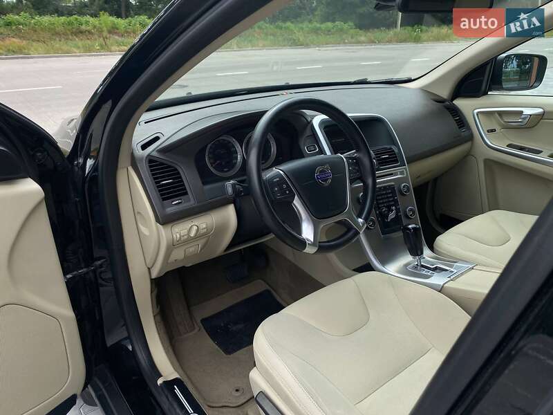 Внедорожник / Кроссовер Volvo XC60 2011 в Киеве
