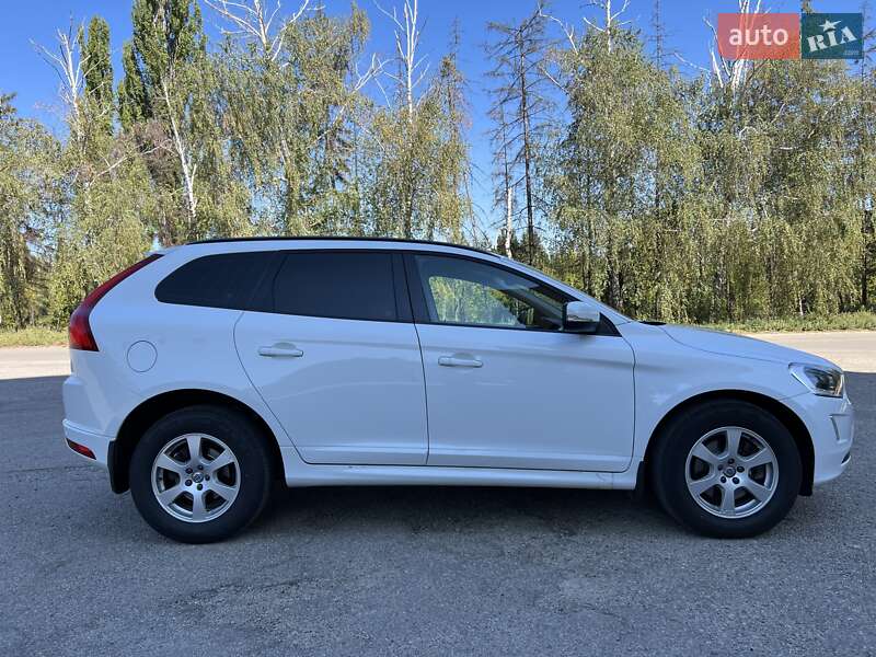 Внедорожник / Кроссовер Volvo XC60 2014 в Харькове
