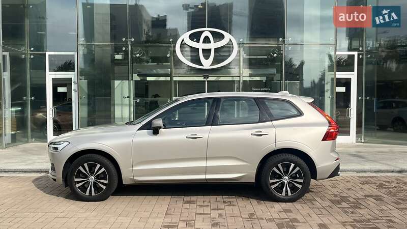 Внедорожник / Кроссовер Volvo XC60 2020 в Киеве