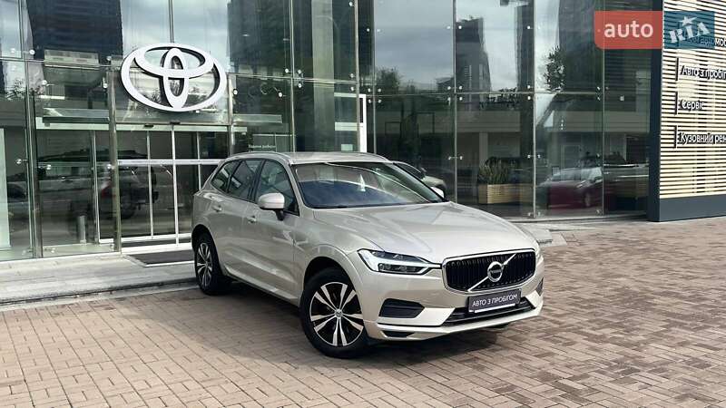 Внедорожник / Кроссовер Volvo XC60 2020 в Киеве