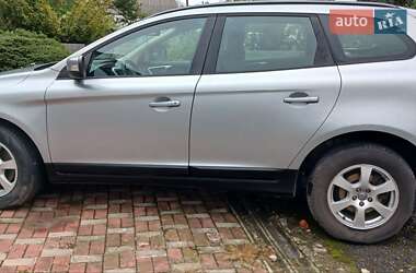 Внедорожник / Кроссовер Volvo XC60 2010 в 