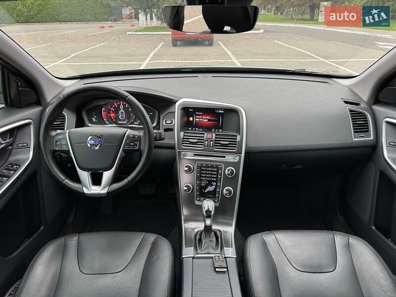 Внедорожник / Кроссовер Volvo XC60 2016 в Луцке