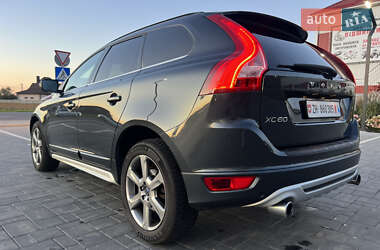 Внедорожник / Кроссовер Volvo XC60 2010 в 