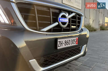 Внедорожник / Кроссовер Volvo XC60 2010 в 