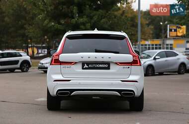 Внедорожник / Кроссовер Volvo XC60 2019 в 
