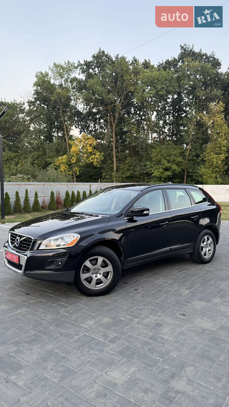 Внедорожник / Кроссовер Volvo XC60 2010 в Луцке
