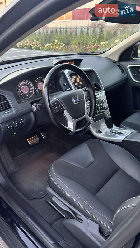 Внедорожник / Кроссовер Volvo XC60 2010 в Луцке