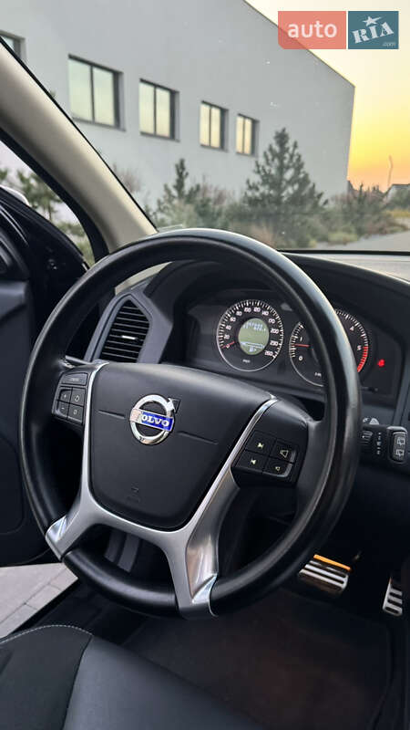 Внедорожник / Кроссовер Volvo XC60 2010 в Луцке