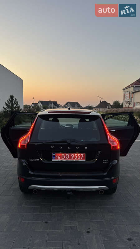 Внедорожник / Кроссовер Volvo XC60 2010 в Луцке