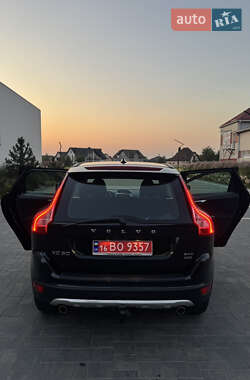 Внедорожник / Кроссовер Volvo XC60 2010 в 