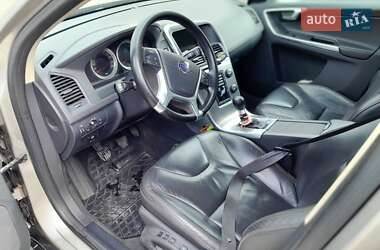 Внедорожник / Кроссовер Volvo XC60 2013 в 