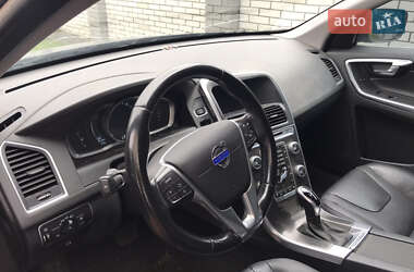 Внедорожник / Кроссовер Volvo XC60 2016 в 