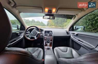 Внедорожник / Кроссовер Volvo XC60 2012 в 