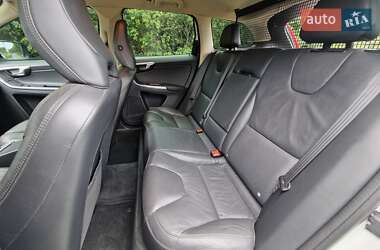 Внедорожник / Кроссовер Volvo XC60 2012 в 