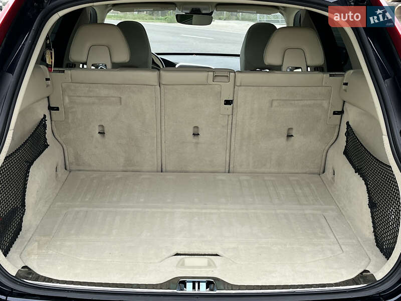 Внедорожник / Кроссовер Volvo XC60 2015 в Теребовле