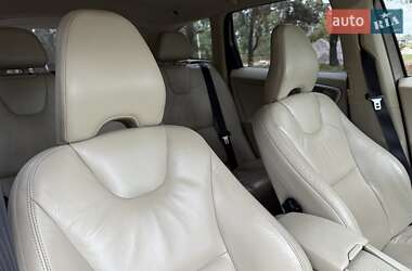 Внедорожник / Кроссовер Volvo XC60 2012 в 