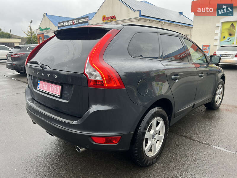 Внедорожник / Кроссовер Volvo XC60 2012 в Подольске