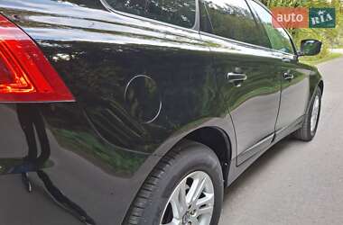 Внедорожник / Кроссовер Volvo XC60 2012 в 