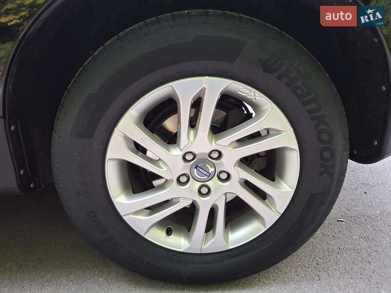 Позашляховик / Кросовер Volvo XC60 2012 в Івано-Франківську