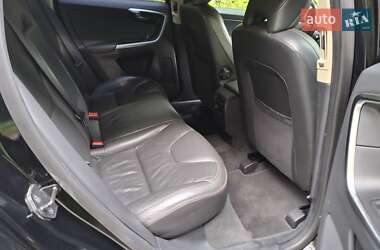 Внедорожник / Кроссовер Volvo XC60 2012 в 