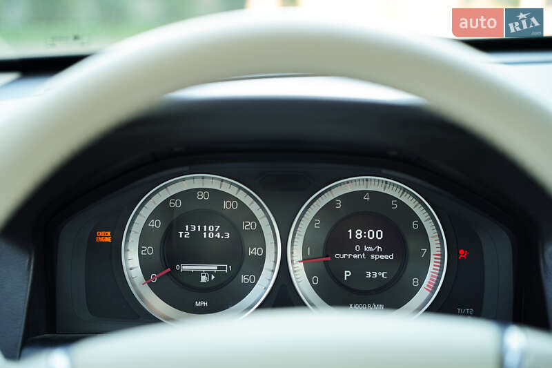 Внедорожник / Кроссовер Volvo XC60 2012 в Черновцах