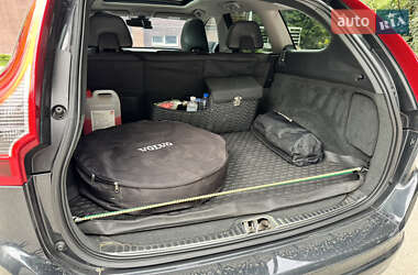 Внедорожник / Кроссовер Volvo XC60 2015 в 