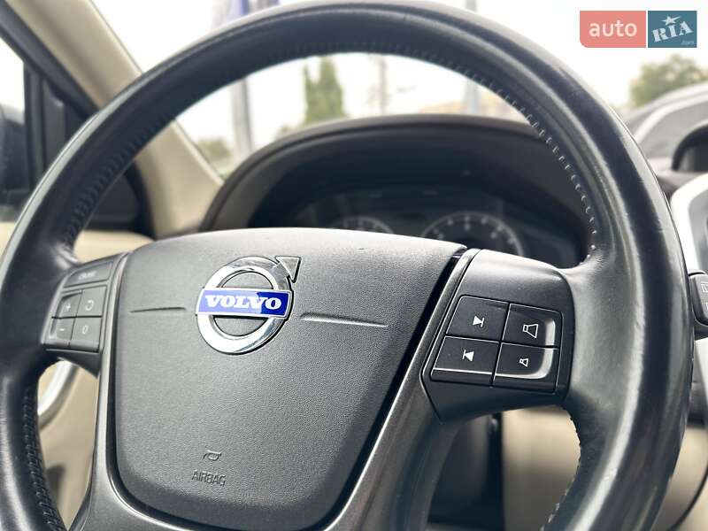 Внедорожник / Кроссовер Volvo XC60 2009 в Одессе