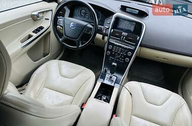 Внедорожник / Кроссовер Volvo XC60 2009 в 